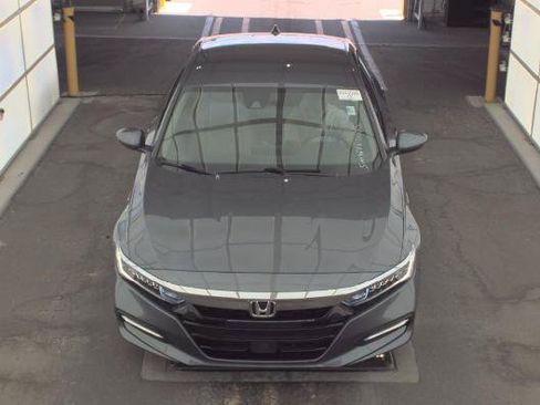 Used 2018 Honda Accord Hybrid image 2