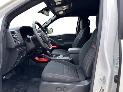 Used 2024 Nissan Frontier PRO-4X w/ Off-Road Protection Package AWD/4WD image 9