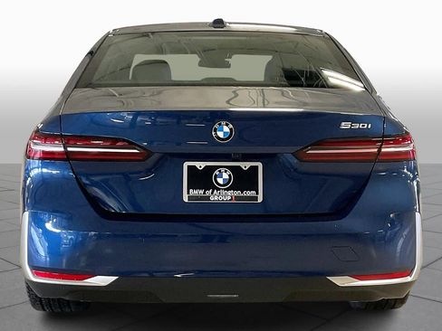 Used 2026 BMW 530i w/ Premium Package RWD image 4