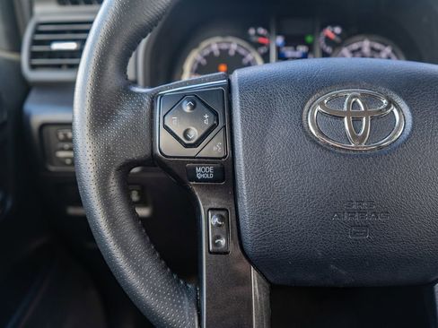 Certified 2024 Toyota 4Runner TRD Off-Road image 21