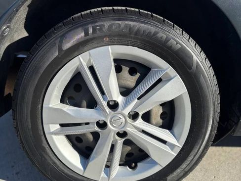 Used 2021 Nissan Kicks S FWD image 20