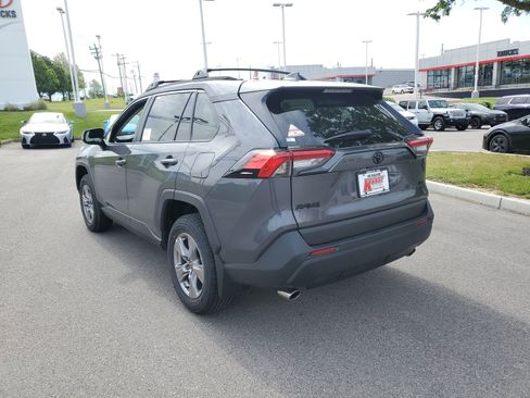 Used 2025 Toyota RAV4 XLE w/ Convenience Package AWD/4WD image 1