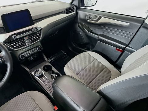 Used 2022 Ford Escape SE w/ SE Sport Appearance Package FWD image 11