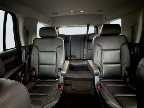 Used 2018 Chevrolet Tahoe LT image 17