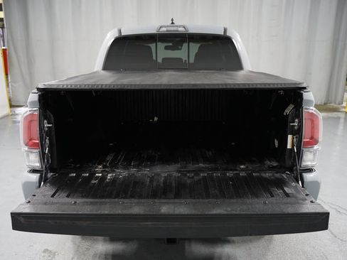 Used 2021 Toyota Tacoma TRD Sport image 33