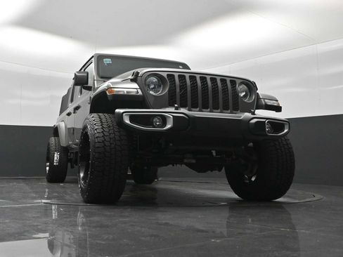 Used 2021 Jeep Gladiator Sport AWD/4WD image 51