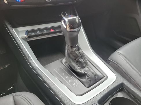 Used 2021 Audi Q3 2.0T Premium AWD/4WD image 17