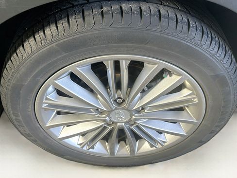 Used 2019 Hyundai Kona SEL w/ SEL Tech Package 02 FWD image 11