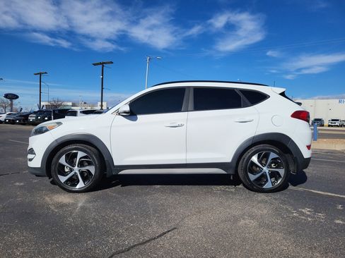 Used 2018 Hyundai Tucson Value w/ Cargo Package image 3