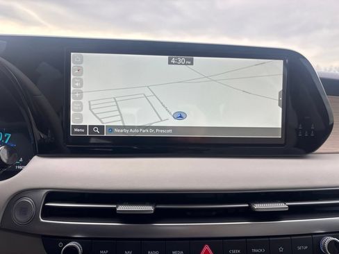 Used 2024 Hyundai Palisade Limited FWD image 28