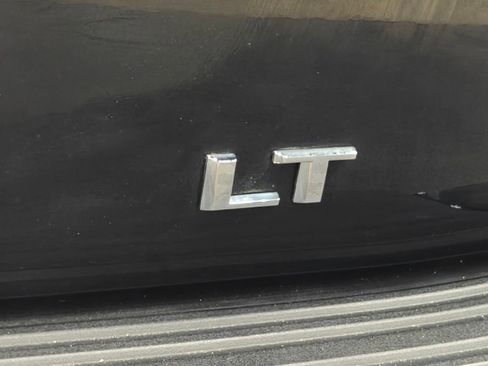Used 2022 Chevrolet Suburban LT w/ Luxury Package AWD/4WD image 68