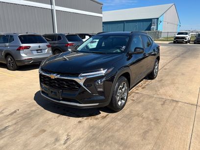 Used 2025 Chevrolet Trax LT w/ LT Convenience Package