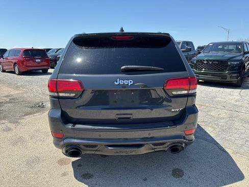 Used 2017 Jeep Grand Cherokee SRT AWD/4WD image 7