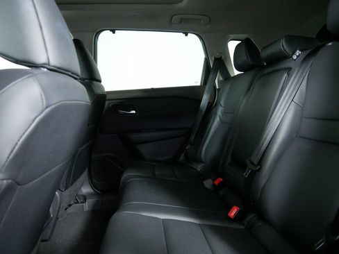 Used 2023 Nissan Rogue SV w/ SV Premium B Package AWD/4WD image 16