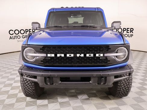 Used 2024 Ford Bronco Wildtrak image 11