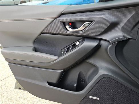 Used 2025 Subaru Crosstrek 2.5i Limited image 13