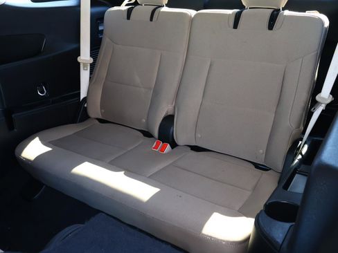 Used 2023 Ford Explorer XLT image 21