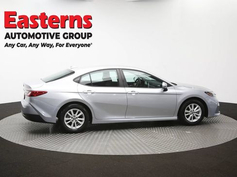 Used 2025 Toyota Camry LE FWD image 42