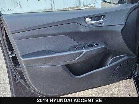 Used 2019 Hyundai Accent SE image 14