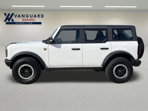 Used 2021 Ford Bronco Badlands image 2