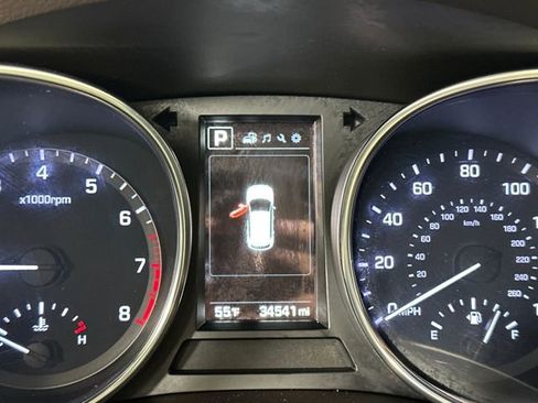 Used 2017 Hyundai Santa Fe Sport image 18