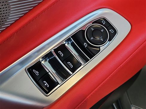 Certified 2023 Chevrolet Corvette Stingray Preferred Conv w/ 2LT image 27