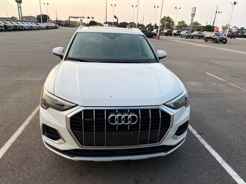 Used 2020 Audi Q3 2.0T Premium w/ Convenience Package AWD/4WD image 7