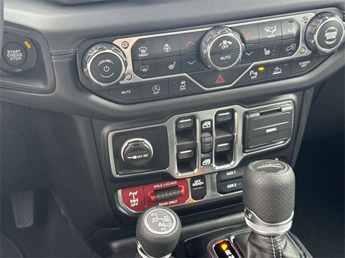 New 2026 Jeep Gladiator Mojave image 24