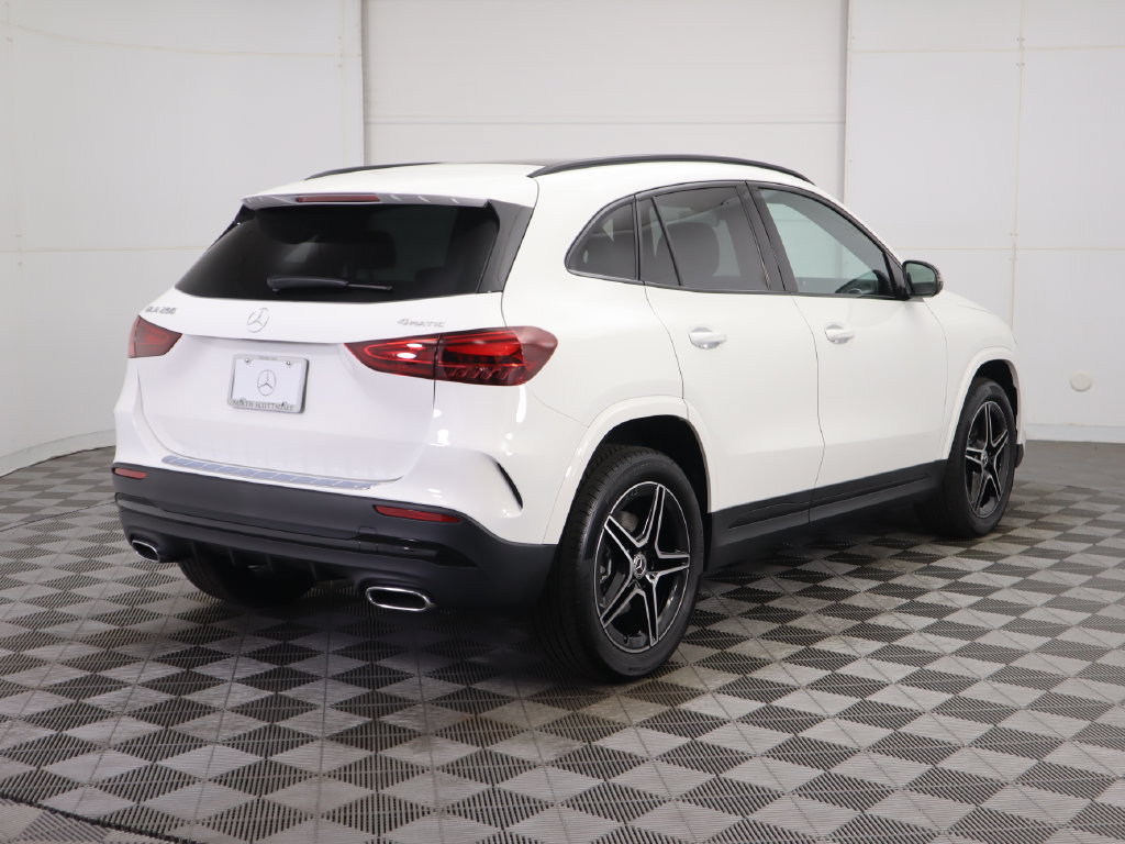 Used 2026 Mercedes-Benz GLA 250 4MATIC image 5