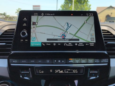 Used 2025 Honda Odyssey Touring image 25