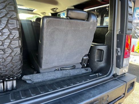Used 2005 HUMMER H2 Base w/ Preferred Equipment Group image 15