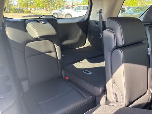 New 2026 Nissan Pathfinder SL AWD/4WD image 18