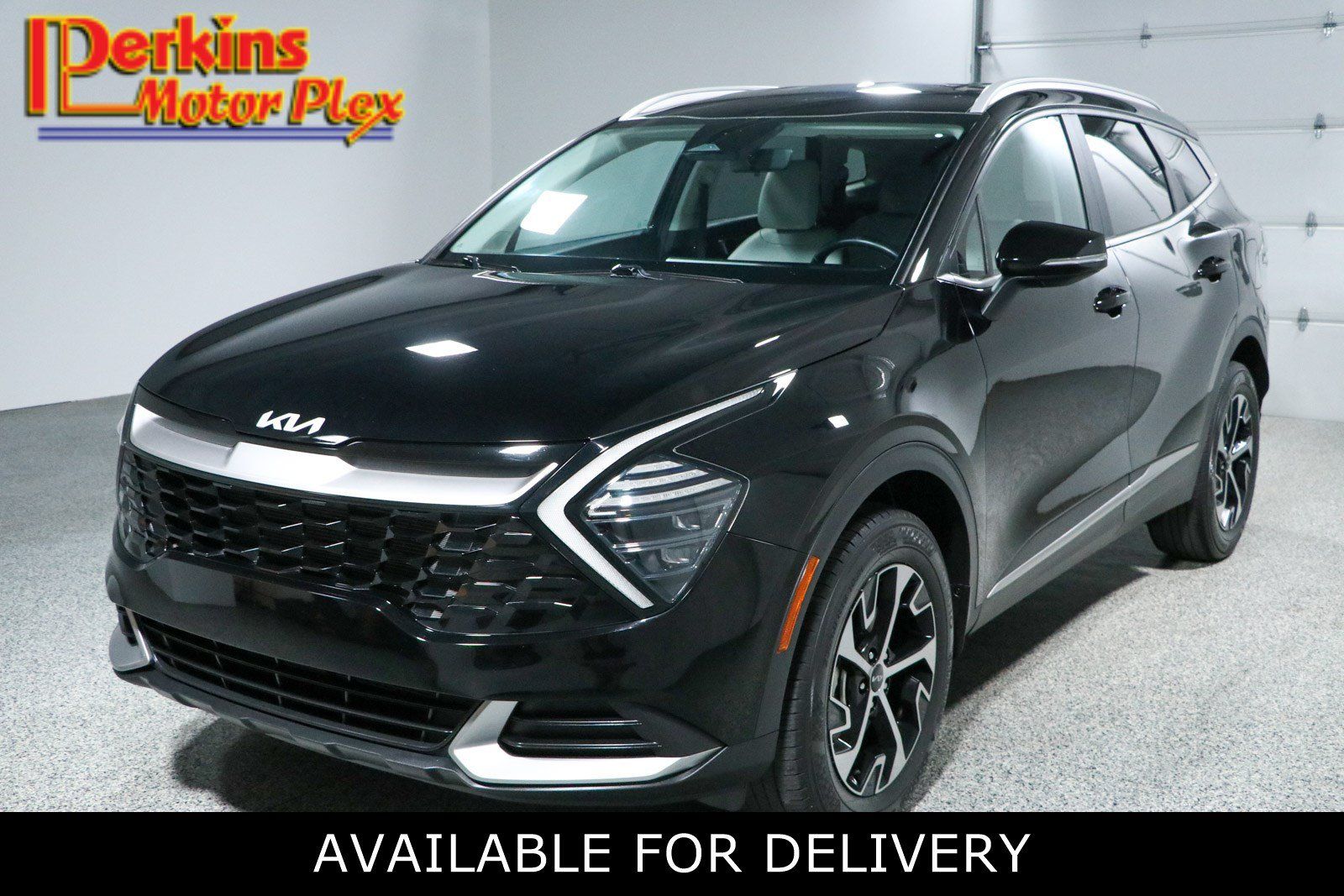 Used 2024 Kia Sportage EX AWD/4WD image 1