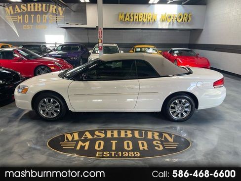 Used 2006 Chrysler Sebring Limited w/ Luxury Group FWD image 1