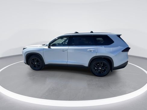 Used 2024 Toyota Grand Highlander Limited AWD/4WD image 11