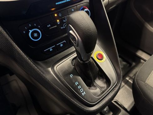 Used 2020 Ford Transit Connect XL FWD image 30
