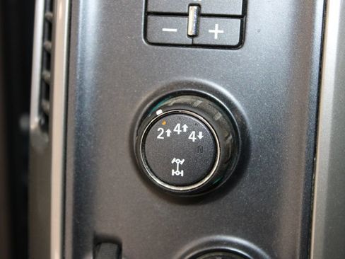 Used 2019 Chevrolet Silverado 2500 High Country w/ Duramax Plus Package AWD/4WD image 26