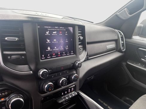 Used 2019 RAM 1500 Big Horn AWD/4WD image 5