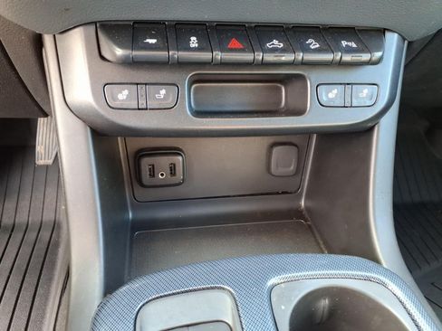 Certified 2019 Chevrolet Colorado Z71 AWD/4WD image 23