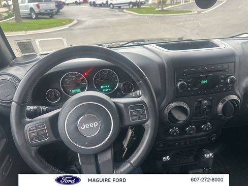 Used 2015 Jeep Wrangler Unlimited Sport w/ Quick Order Package 24S image 16