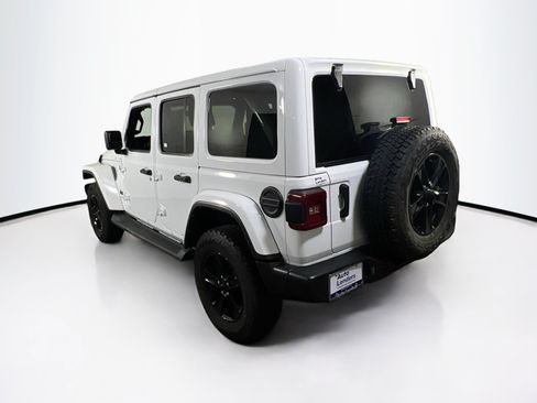 Used 2023 Jeep Wrangler Unlimited Sahara AWD/4WD image 7
