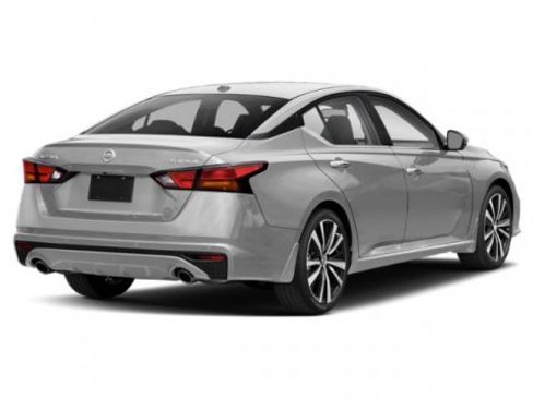 Used 2021 Nissan Altima 2.5 SV w/ SV Premium Package image 2