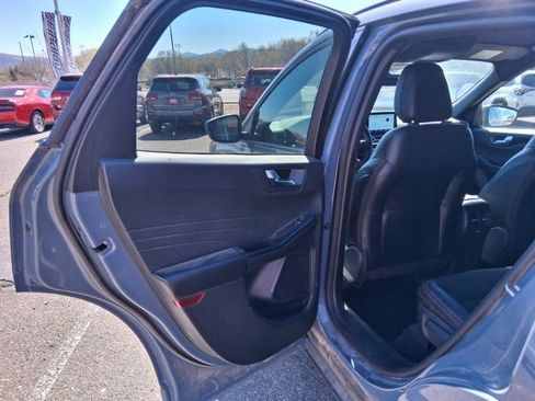 Used 2024 Ford Escape ST-Line image 5