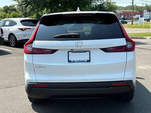 Used 2023 Honda CR-V EX-L image 3