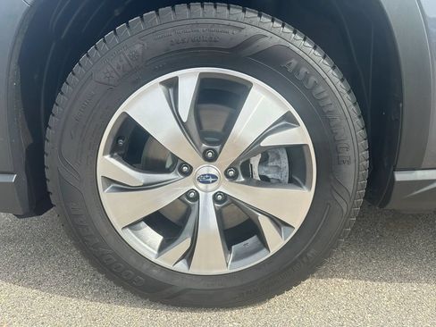 Used 2024 Subaru Ascent Premium AWD/4WD image 20