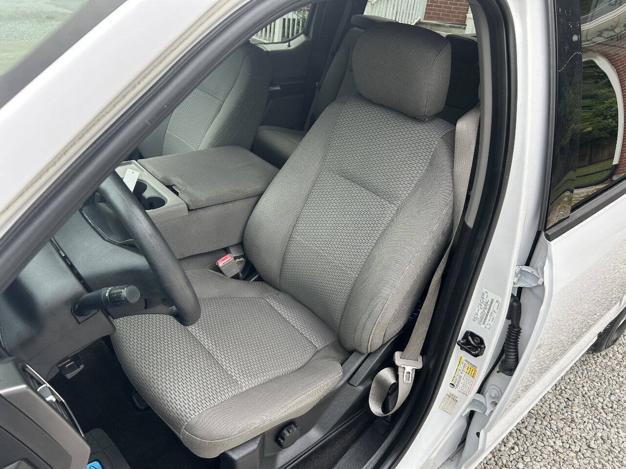 Used 2018 Ford F150 XLT RWD image 10