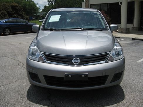 Used 2012 Nissan Versa 1.8 S w/ Special Edition Pkg FWD image 2