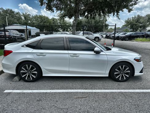 Used 2022 Honda Civic EX image 10