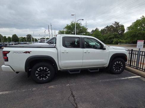 Used 2024 Nissan Frontier PRO-4X w/ Technology Package AWD/4WD image 2