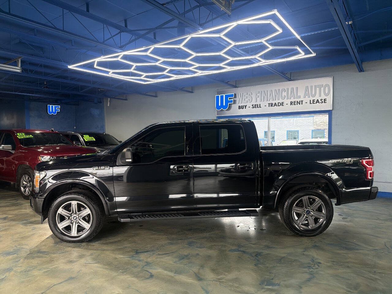 Used 2020 Ford F150 XLT w/ Equipment Group 302A Luxury AWD/4WD image 13